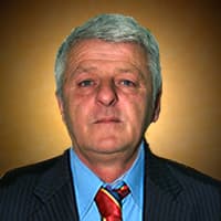 Lamtumirë Gjergj Thaka!