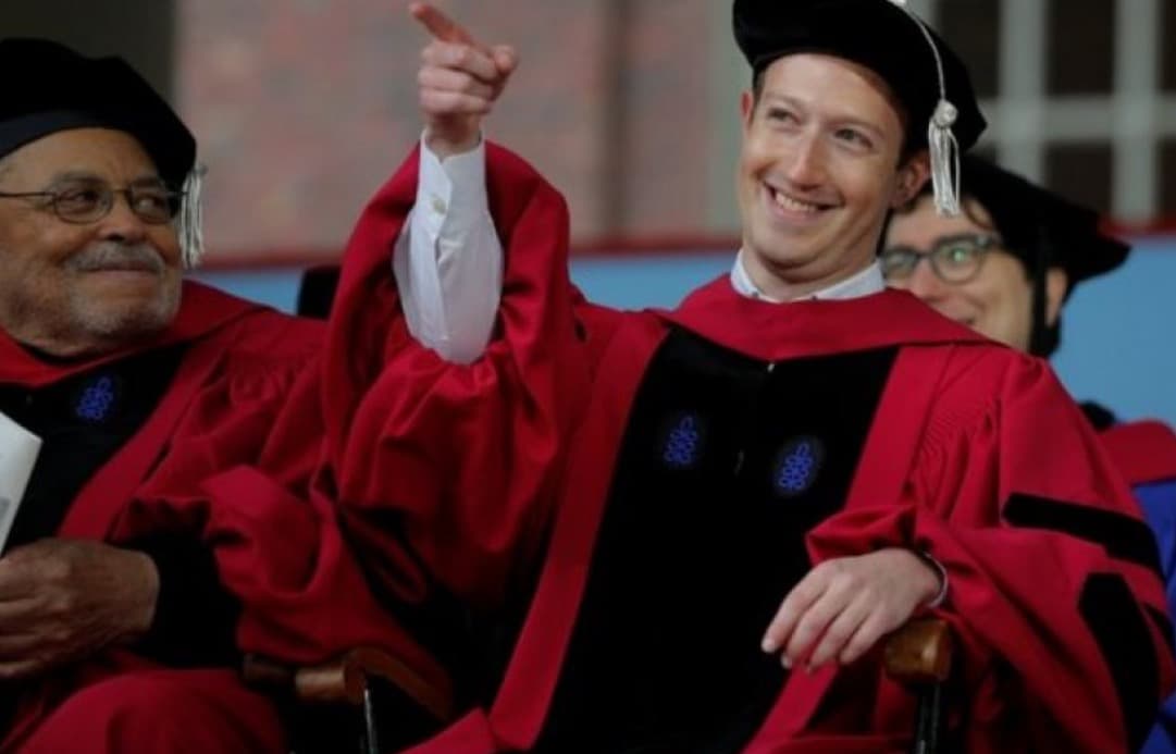Marku i Facebook mbaron universitetin