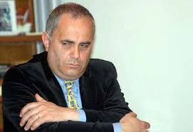 Ballafaqimi Lulzim Basha – Edi Rama sipas një përqasjeje menaxheriale.