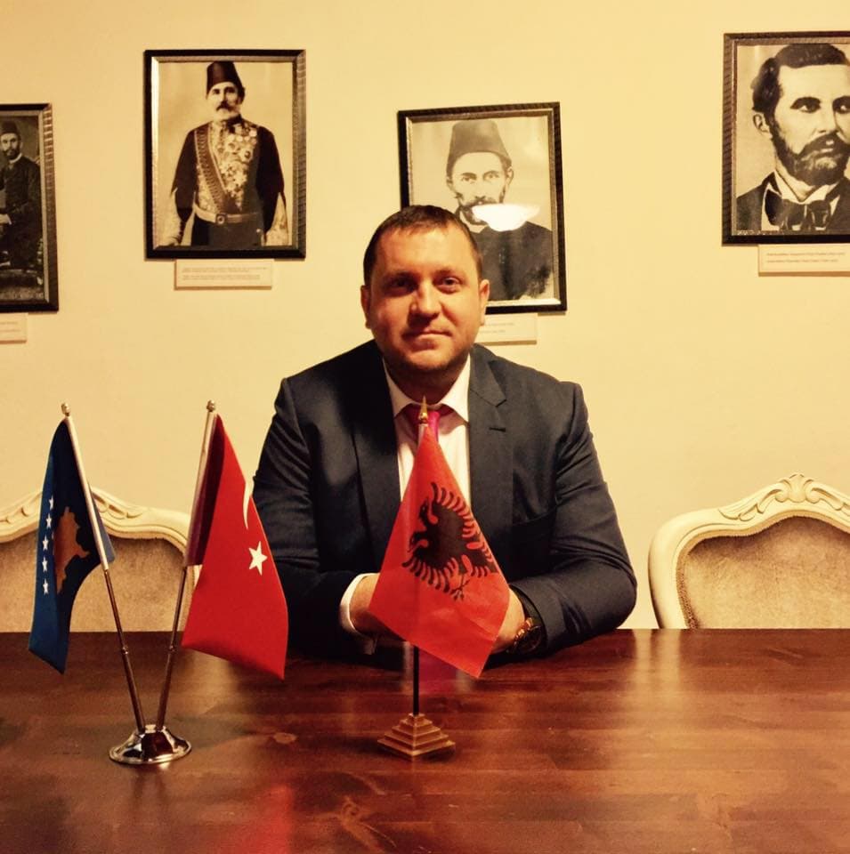 SOS dhe Genocid! Po boshatiset Shqipëria!