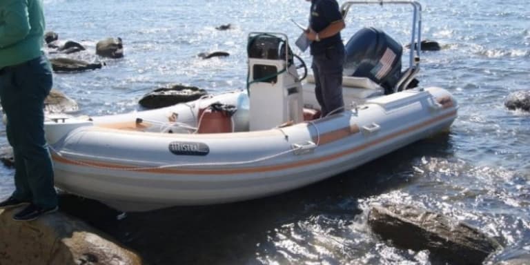 Kronikë/Bregdeti italian mbushet me pako me drogë që “vijnë nga Shqipëria”