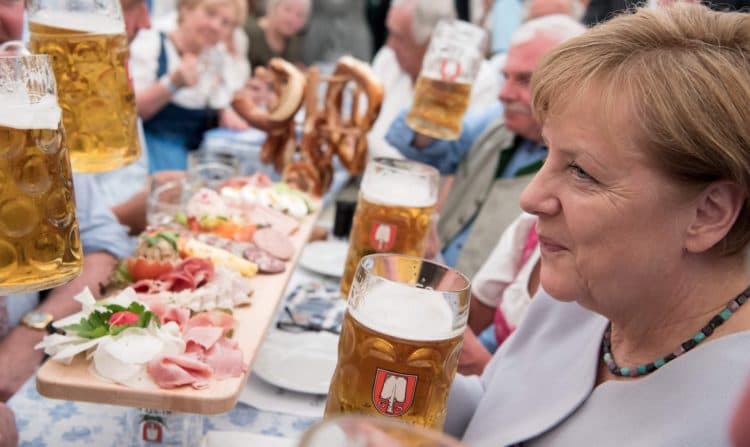 Me kë do të qeverisë Angela Merkeli? Në Berlin, e ardhmja mbetet e pasigurtë
