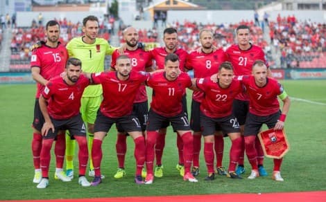 Adritika R Dosti | Djema luani futboll e beni gare te ndershme sportive per tifozerine shqiptare