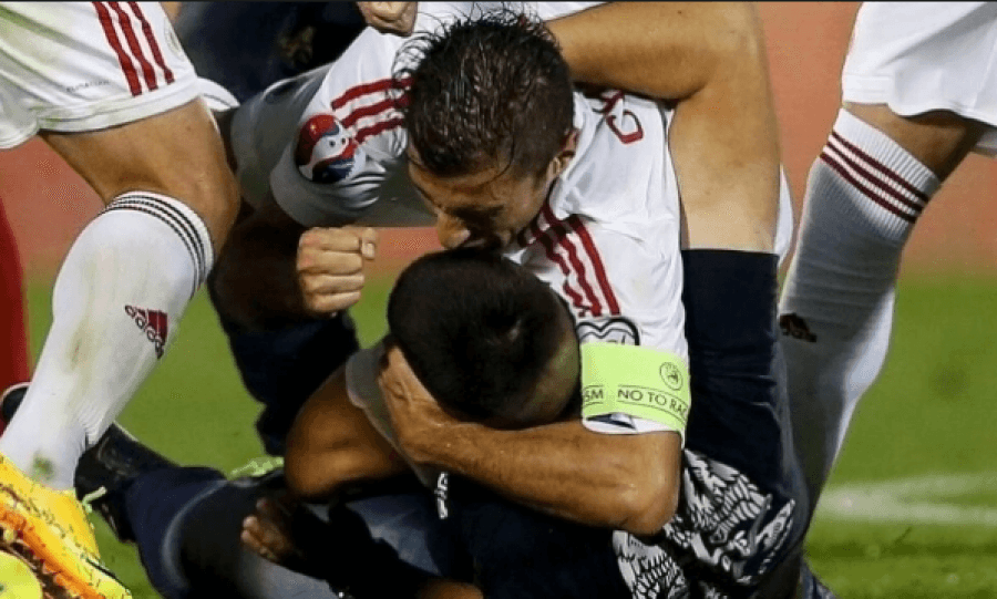 Rrëfehet Lorik Cana: Ja përse qëllova me grusht tifozin serb
