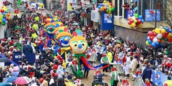 Këln, nisin karnavalet