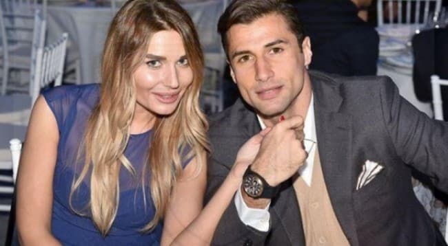 Lorik Cana tejet romantik, çfarë i dhuroi gruas për 30-vjetorin