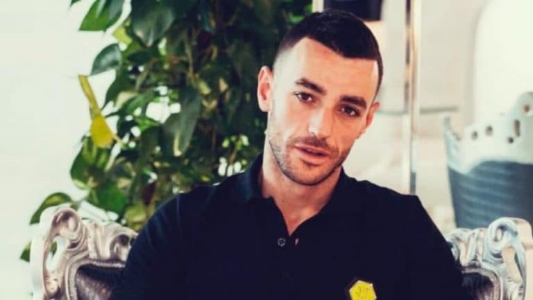 Qelia nuk e ndal Stresin, ben deklaraten e papritur ne instagram.