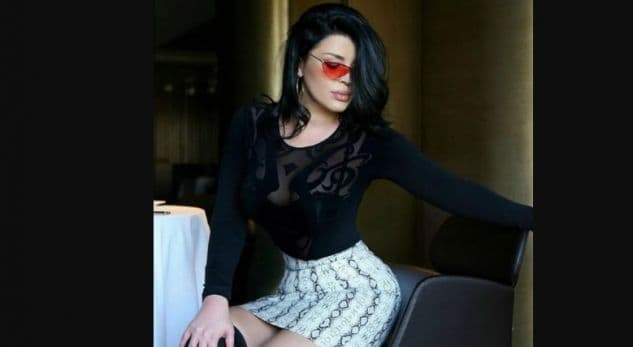 ‘Nëse do isha i pasur do martoheshe me mua?’, Greta Koçi befason me përgjigjen që i jep fansit