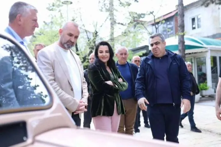 ‘Makineri’ shtetërore dhe punësime elektorale në garën për Dibrën