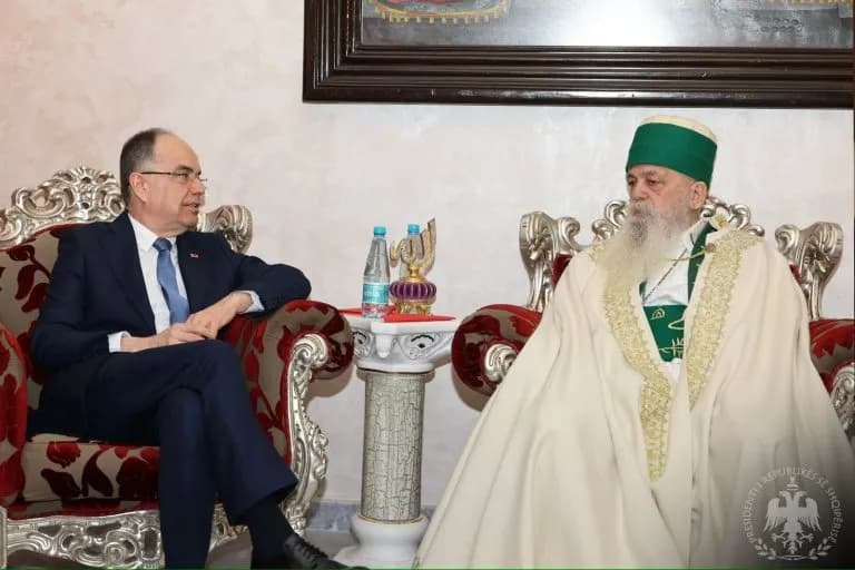 Presidenti Bajram Begaj, uron Imam Aliun për festë e ditëlindje