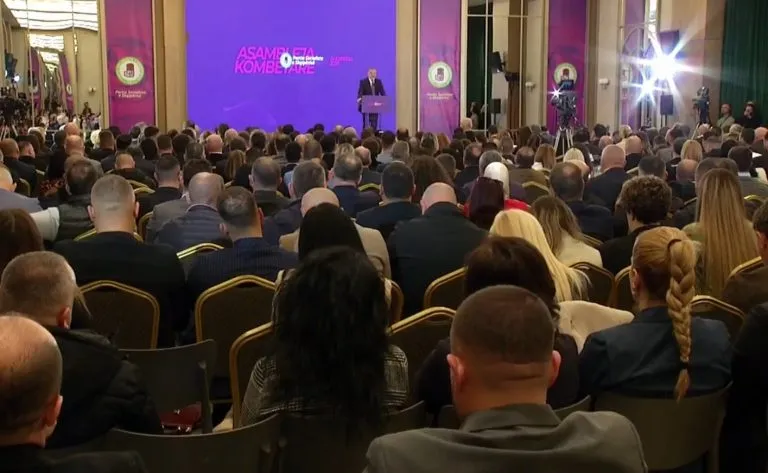 Ndryshime tek socialistët, zbardhen lëvizjet e fundit të Ramës