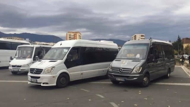 Shtrenjtohen edhe biletat për linjën Korçë-Tiranë