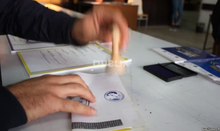 Zgjedhjet në Kosovë: 22 parti konfirmojnë pjesëmarrjen