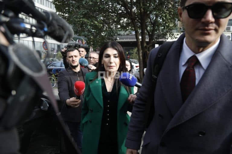 Si përdoren mediat për të mbrojtur të akuzuarit për korrupsion
