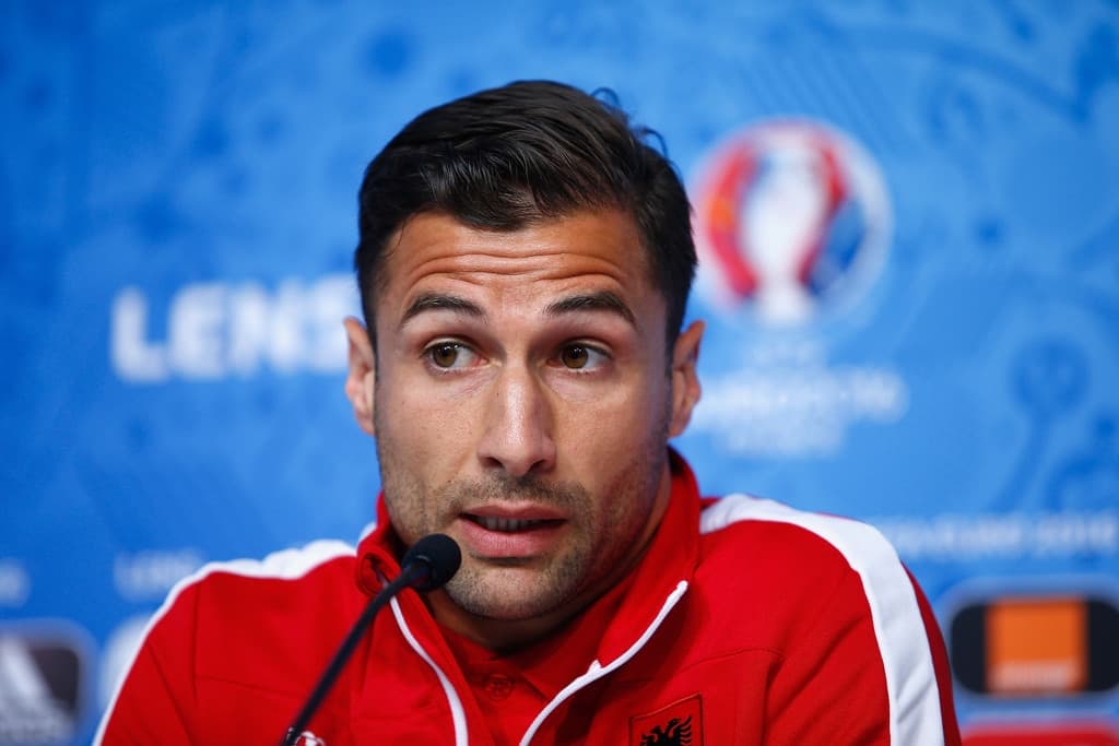 Rrëfehet Lorik Cana, pas ndeshjes me Serbinë mora lajmin e tmerrshëm