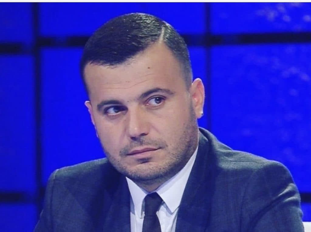 Më shumë gërshërë dhe më shumë rishpërndarje