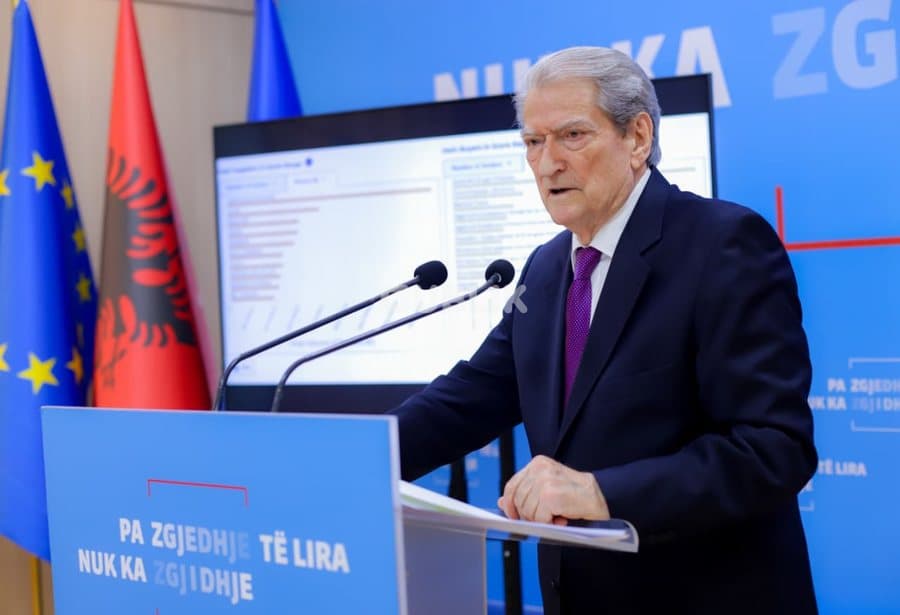 Berisha flet me emra: 1.5 miliardë euro tendera në duart e 10 kompanive